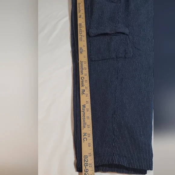 Old Navy Pinstriped Cargo Pants in Blue With Tie Waist Band. Sz XL - Picture 5 of 6